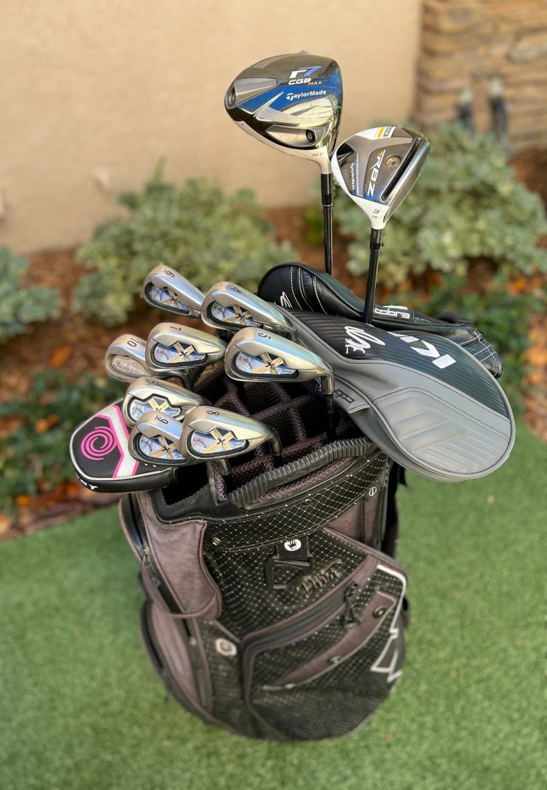Www.chipnputt.com Callaway Women's Complete Golf Set, RH, X-18 Irons, Woods, Putter, Cart Bag-Great! - Image 2