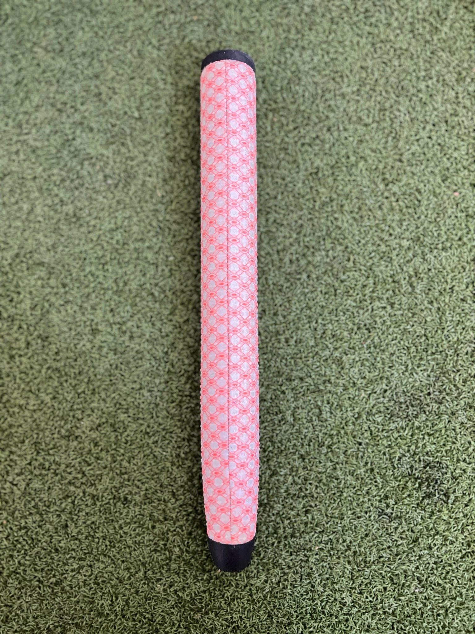 Www.chipnputt.com HoldHand Anti-slip Golf Putter Grip With Silicon Dot Microfiber, Orange- NEW!! - Image 2