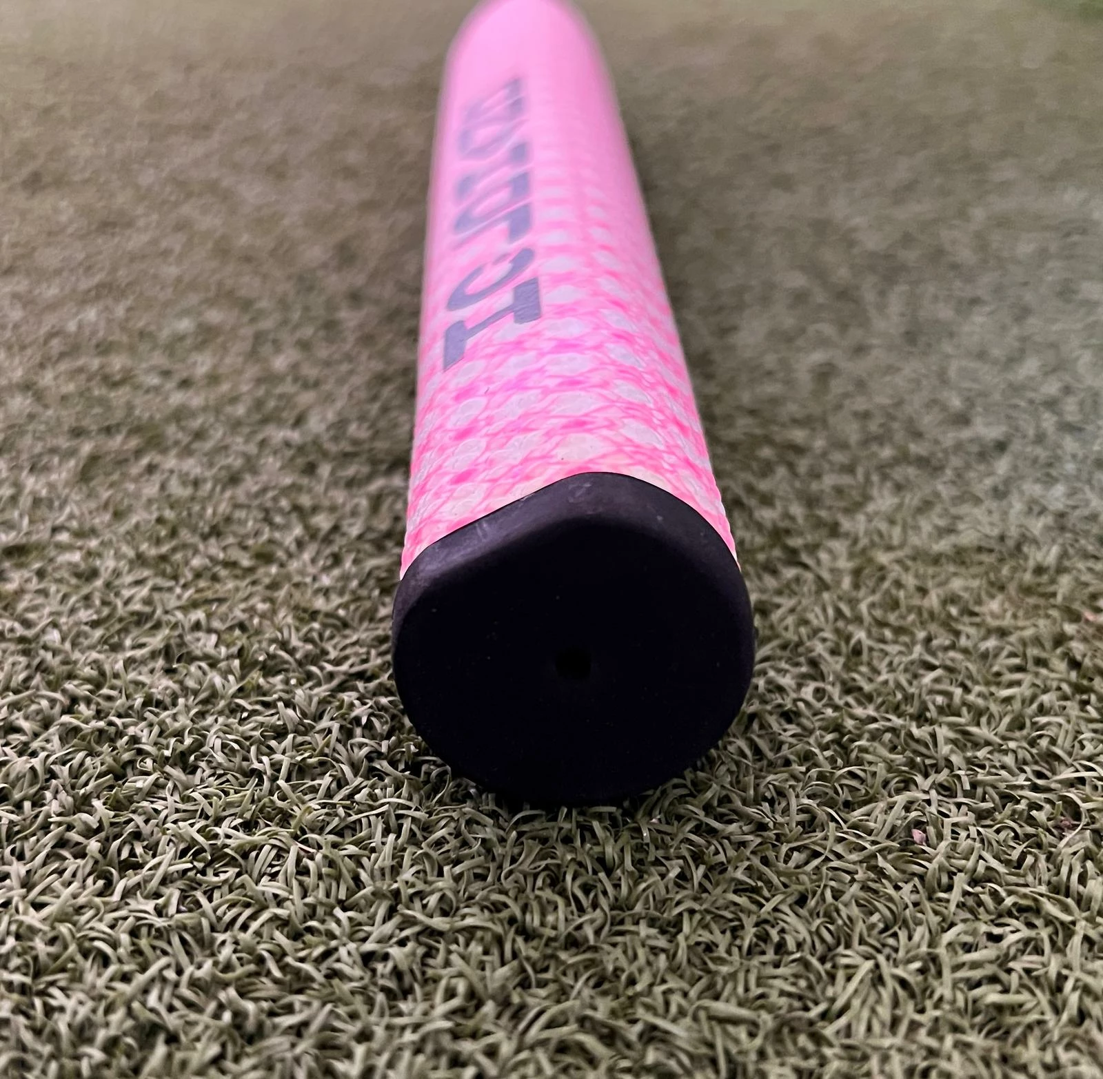 Www.chipnputt.com HoldHand Anti-slip Golf Putter Grip With Silicon Dot Microfiber, Pink, NEW! - Image 3