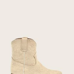 The Frye Company Billy Short