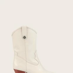 The Frye Company June Western